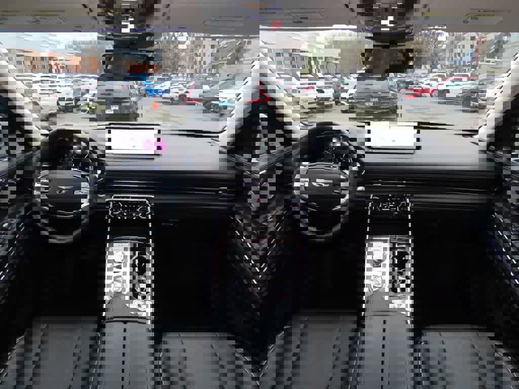 Used 2023 Genesis GV80 2.5T w/ Prestige 20" Package image 21