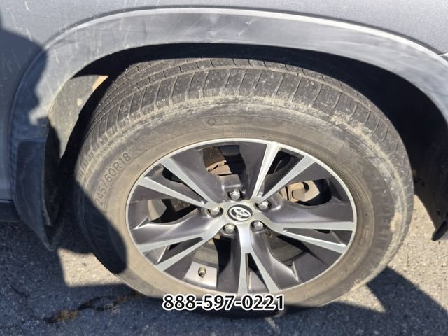 Used 2019 Toyota Highlander LE FWD image 10