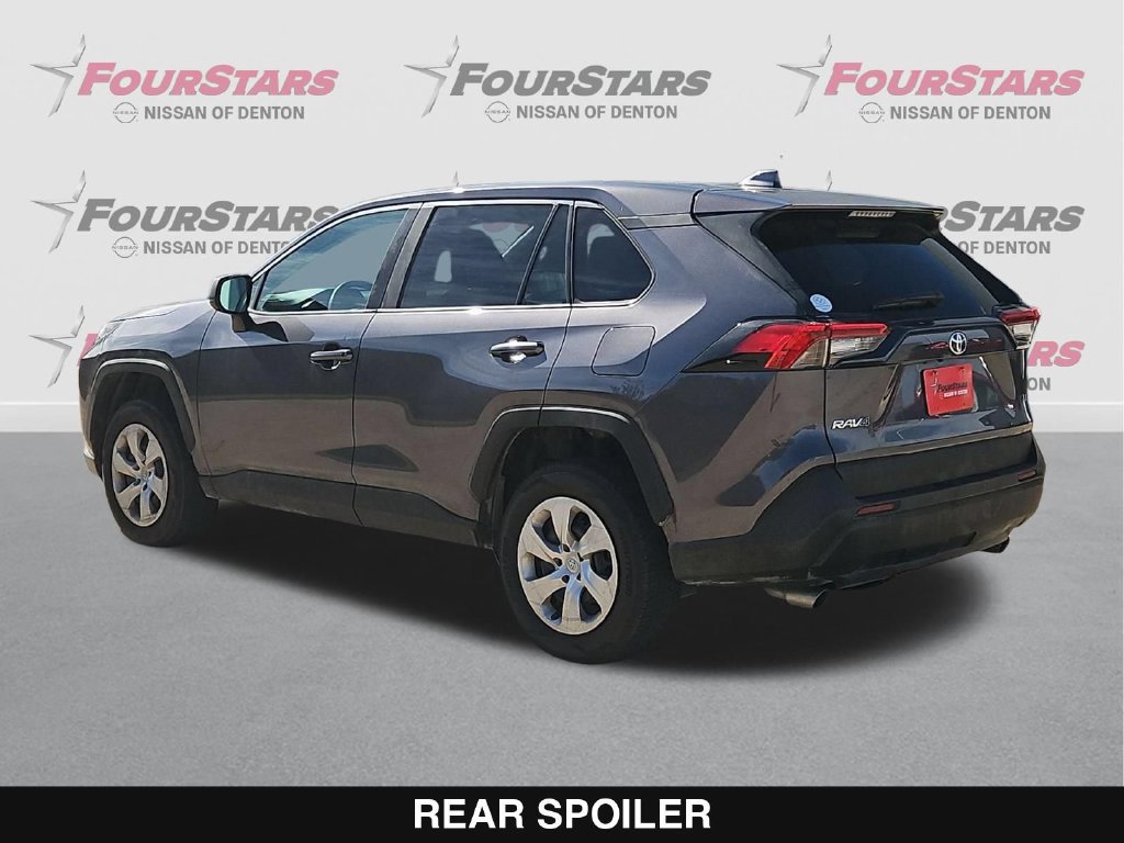 Used 2022 Toyota RAV4 LE FWD image 7