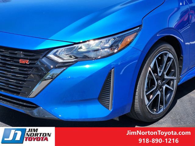 Used 2024 Nissan Sentra SR w/ SR Premium Package image 11