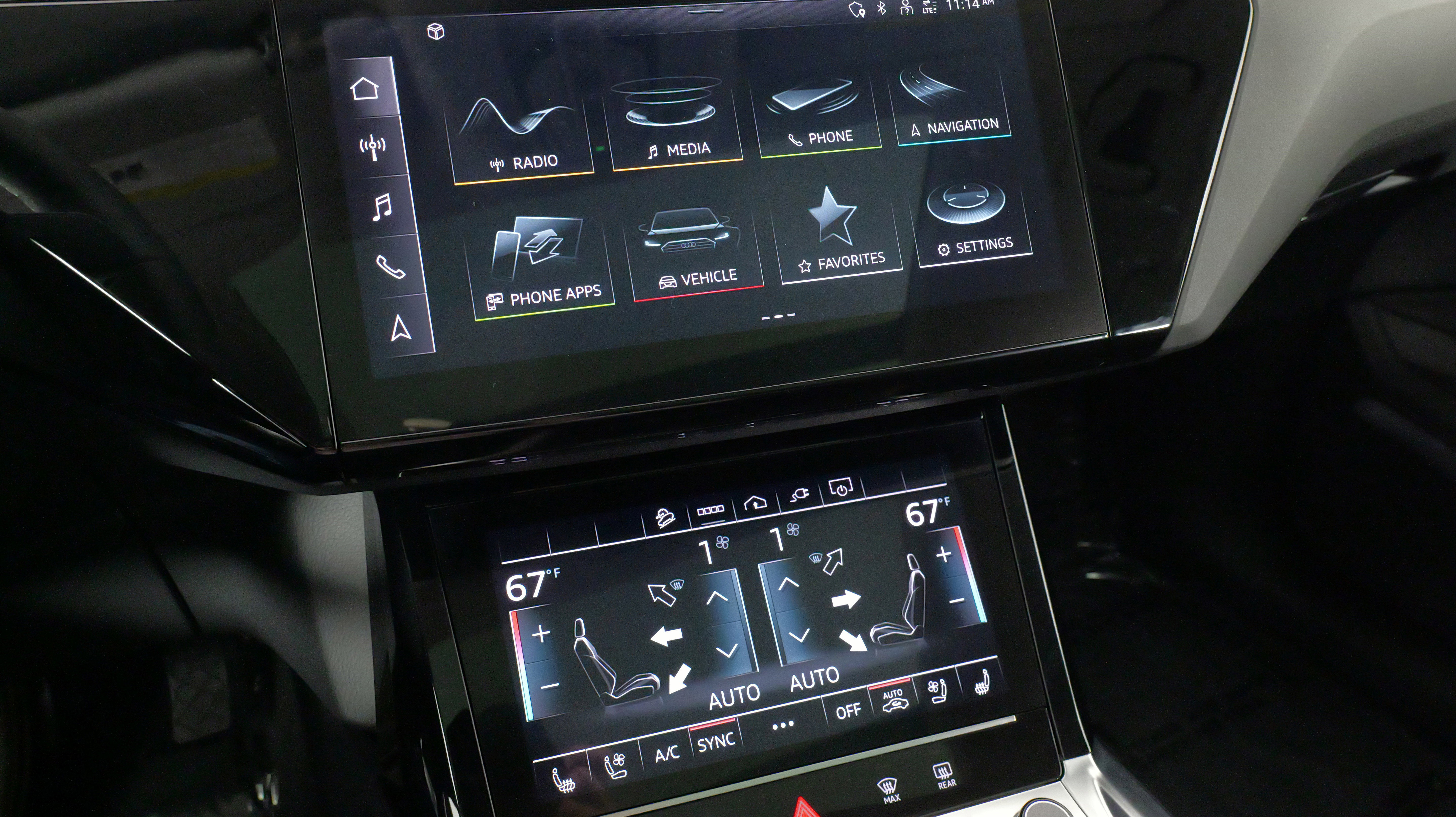 Used 2024 Audi Q8 e-tron Premium Plus w/ Premium Plus Package image 58