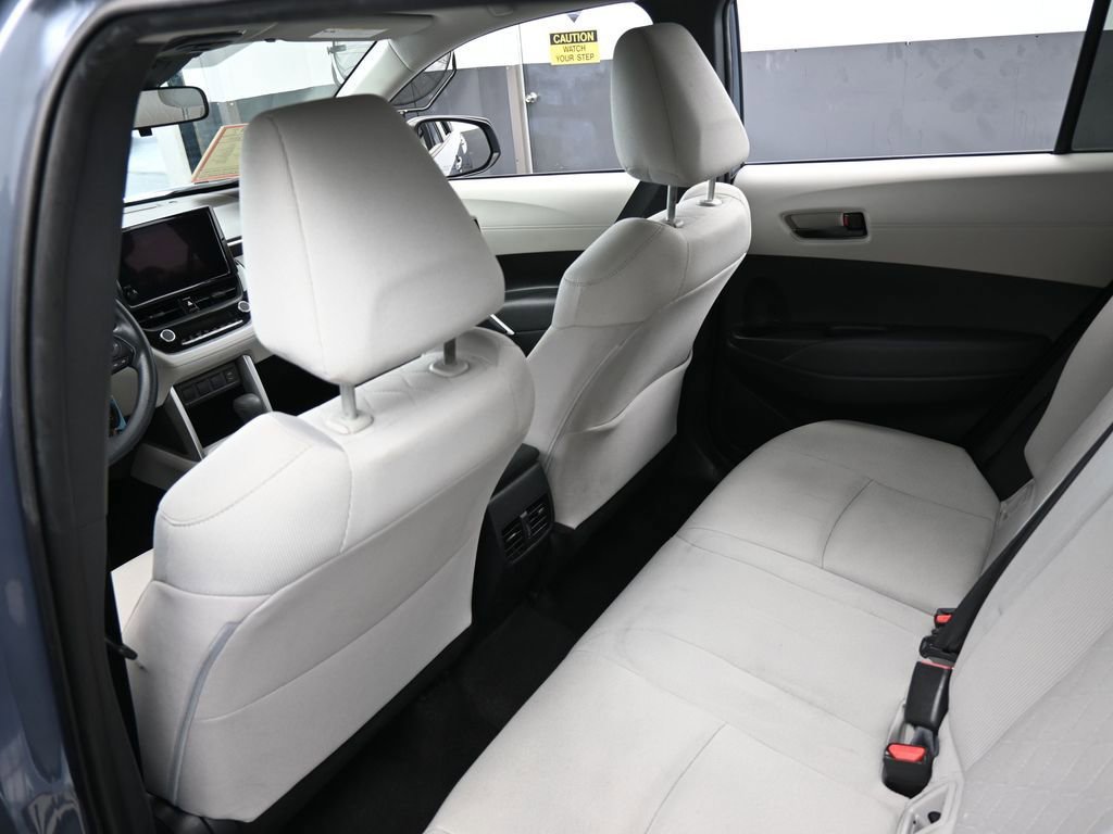 Used 2023 Toyota Corolla Cross L image 32
