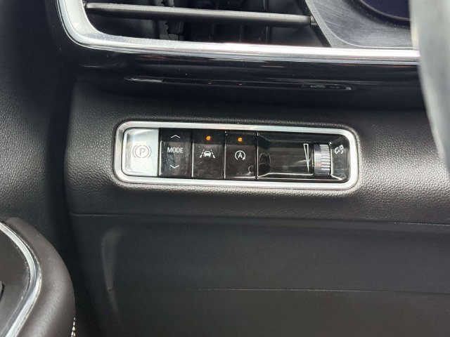 Used 2024 Buick Envision Preferred AWD/4WD image 22