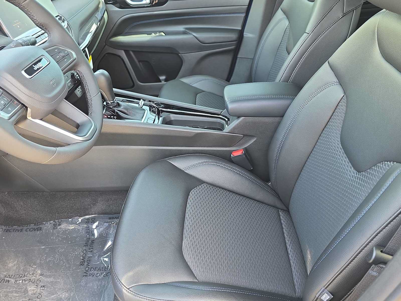 New 2026 Jeep Compass Latitude AWD/4WD image 15
