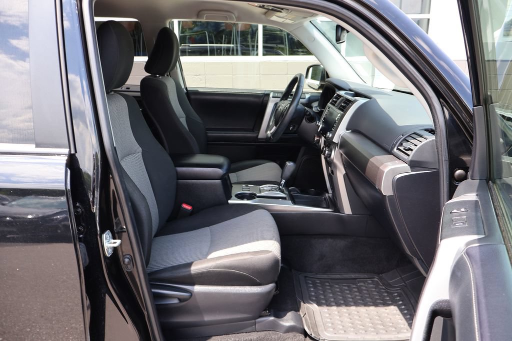 Used 2022 Toyota 4Runner SR5 RWD image 22