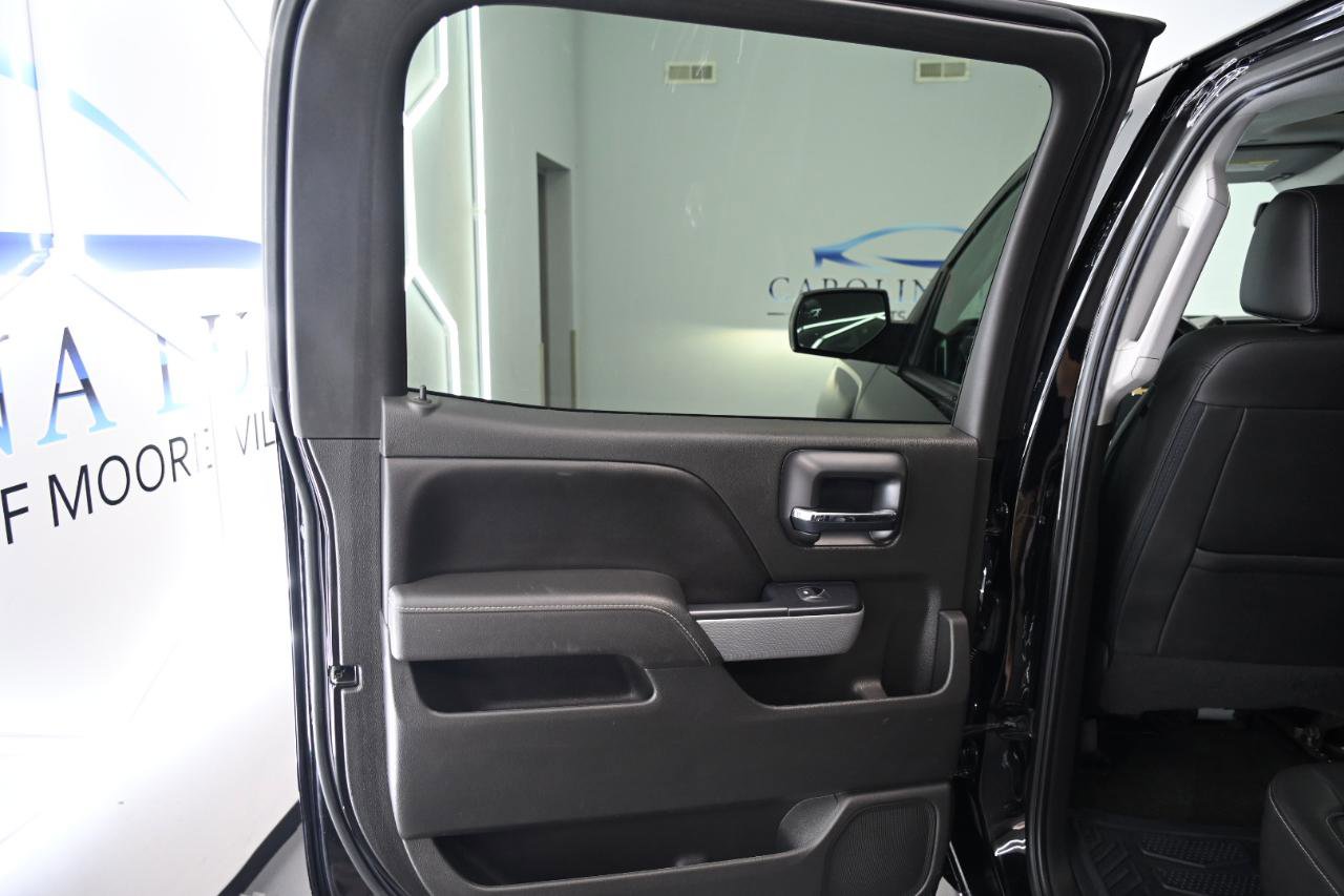 Used 2017 Chevrolet Silverado 1500 LTZ Z71 w/ LTZ Plus Package AWD/4WD image 35