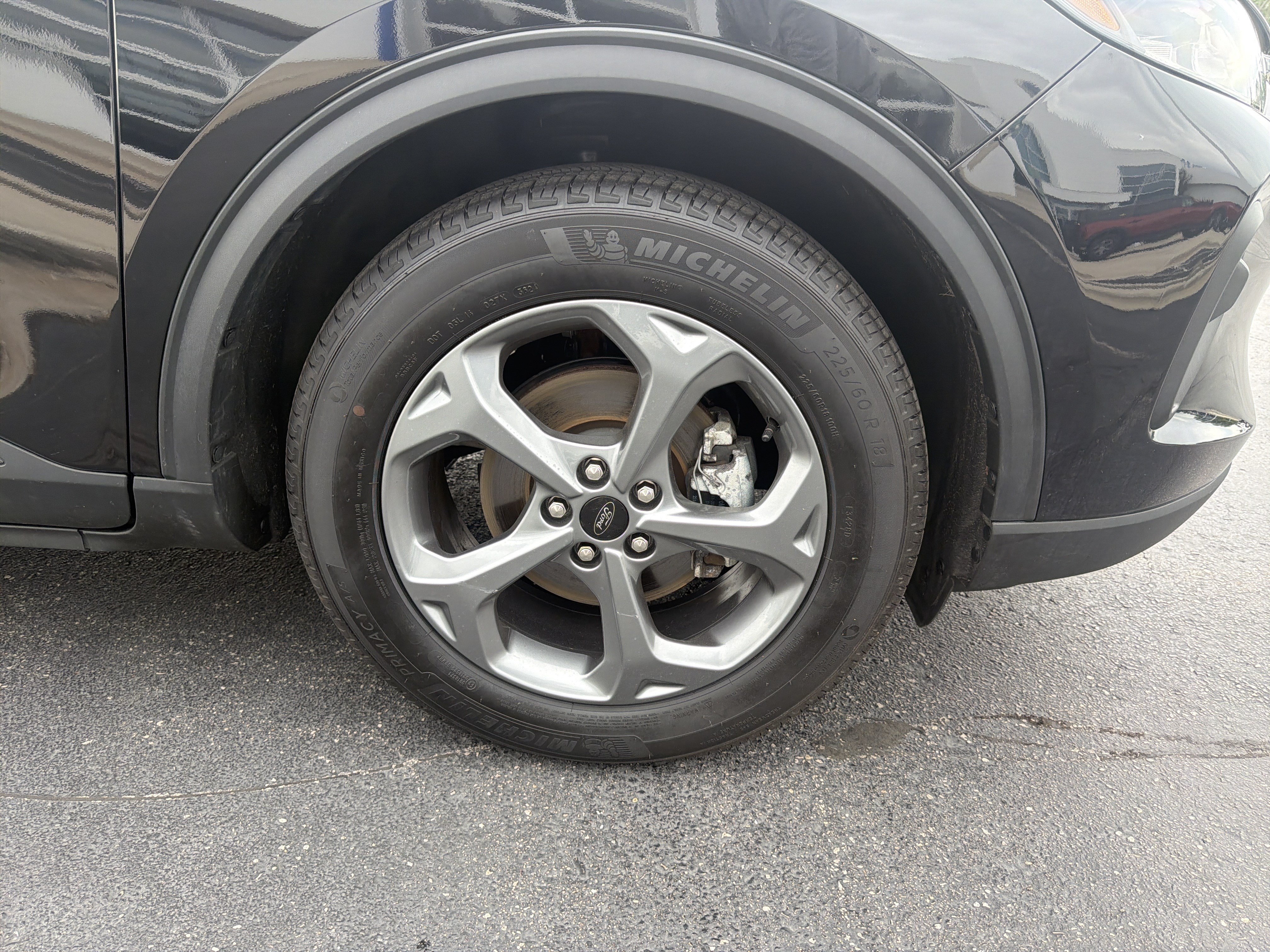 Used 2025 Ford Escape ST-Line w/ Equipment Group 301A FWD image 6