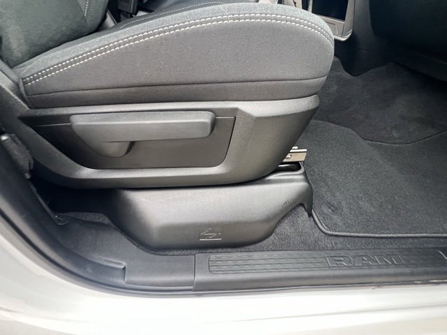 Used 2025 RAM 2500 Big Horn image 31