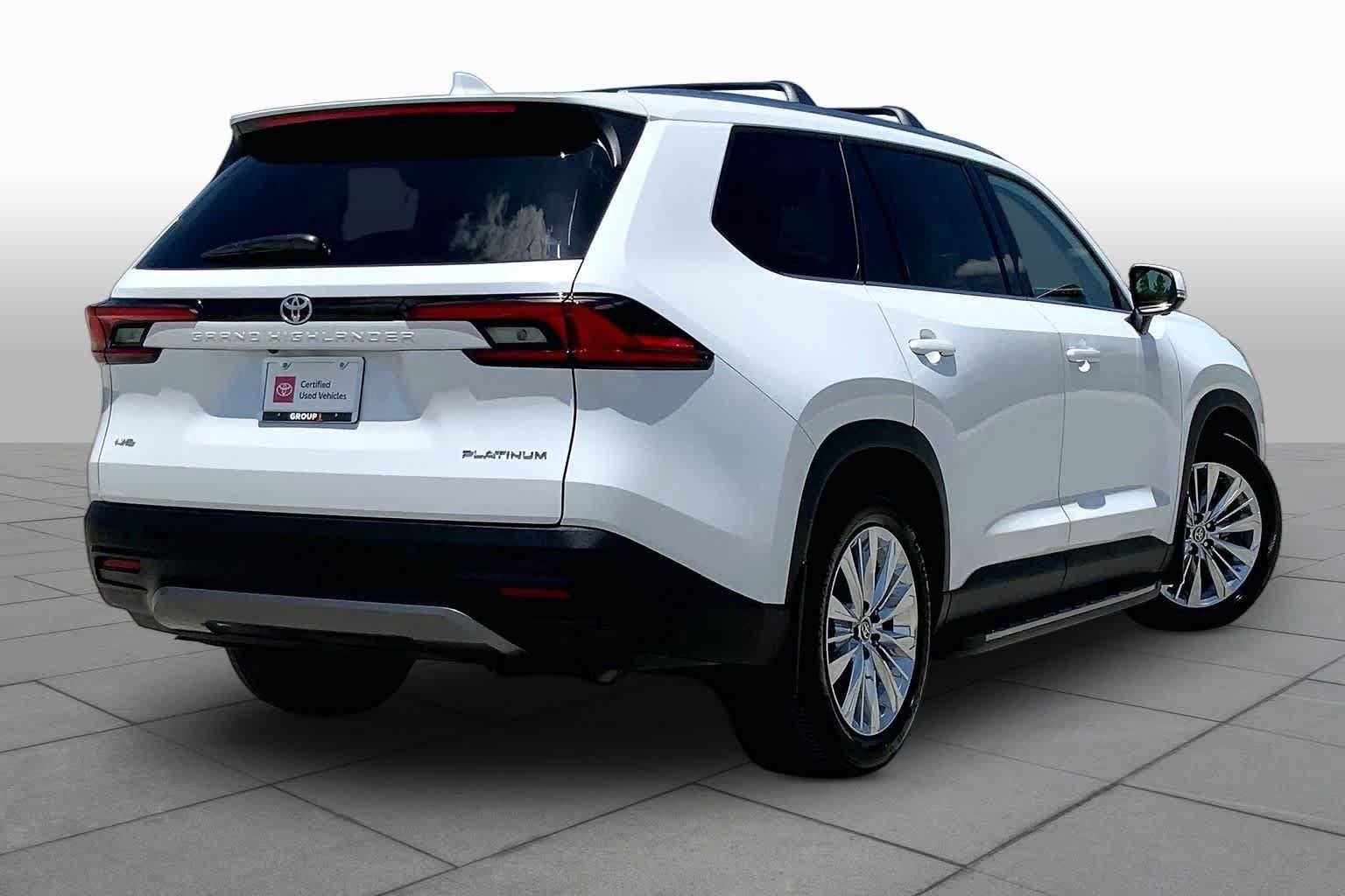 Used 2026 Toyota Grand Highlander AWD image 13