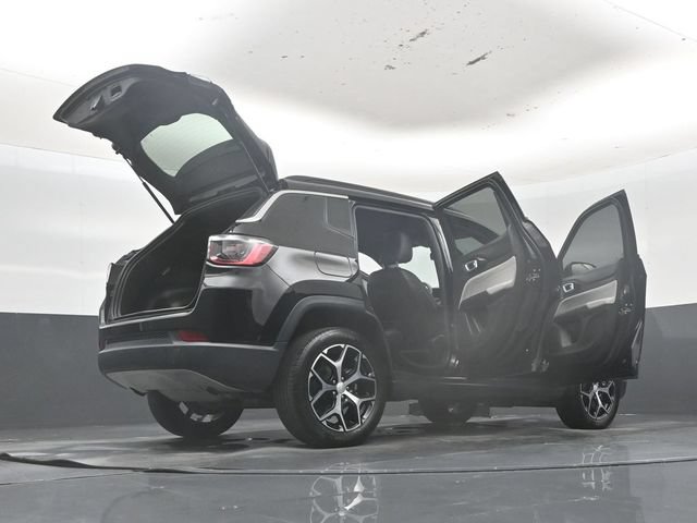 Used 2024 Jeep Compass Limited AWD/4WD image 59