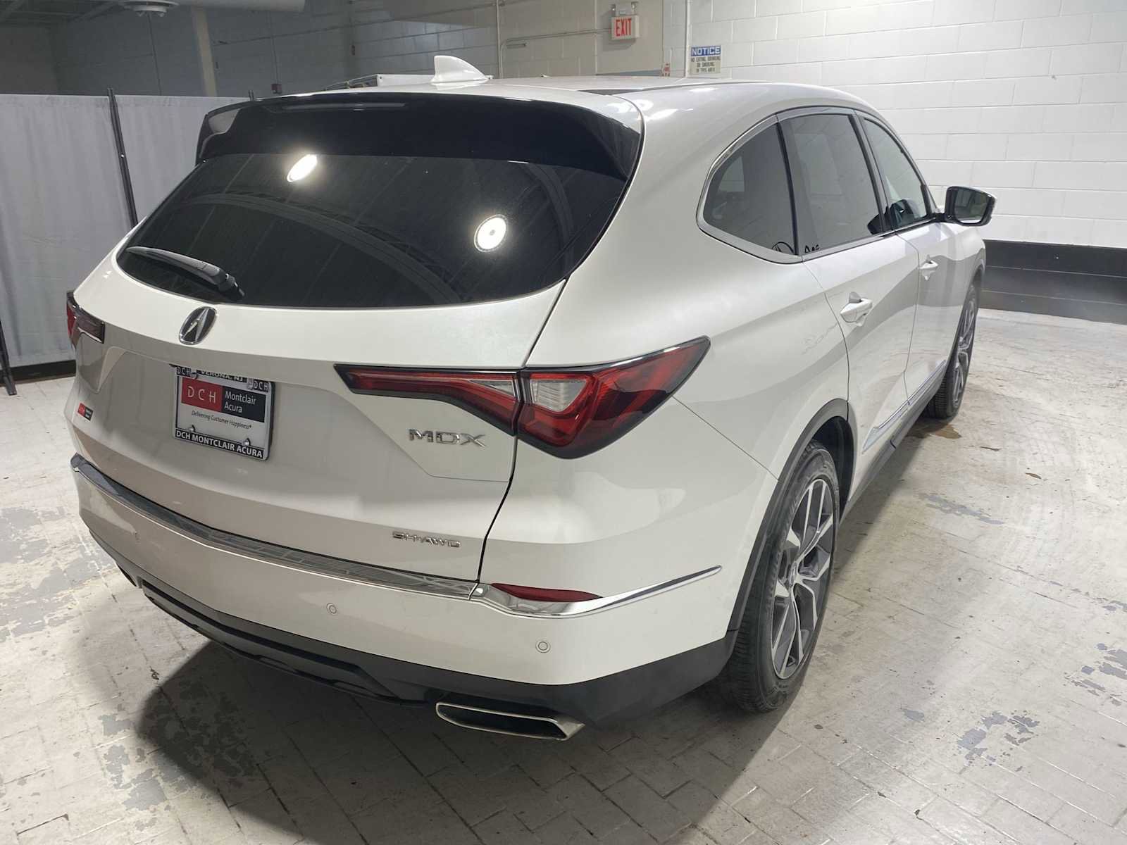 Certified 2023 Acura MDX SH-AWD w/ Technology Package image 26