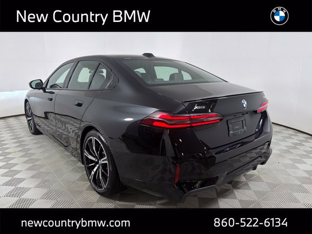 Used 2024 BMW 530i xDrive w/ M Sport Package AWD/4WD image 5