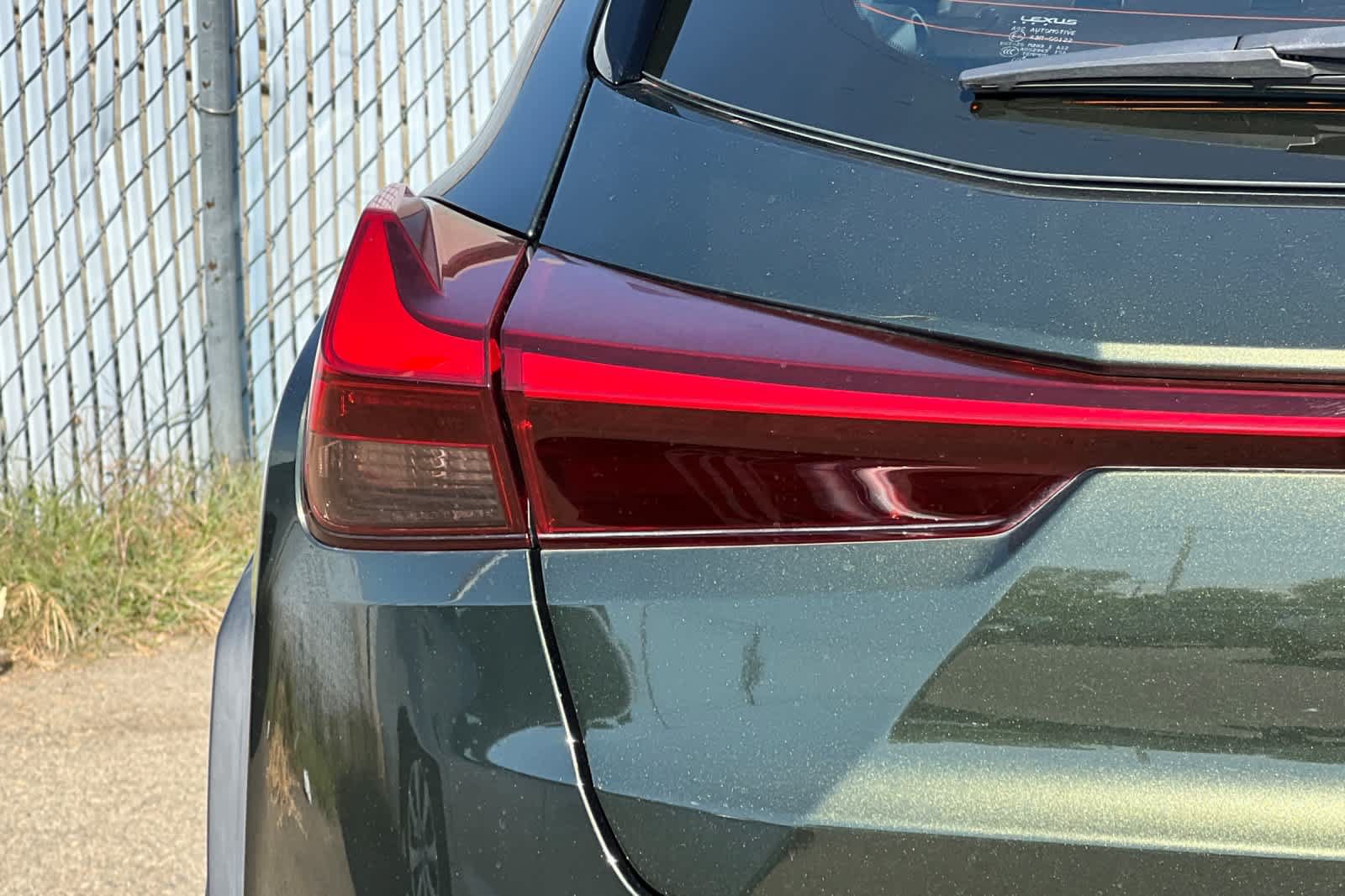 Used 2019 Lexus UX 200 w/ Premium Package FWD image 23
