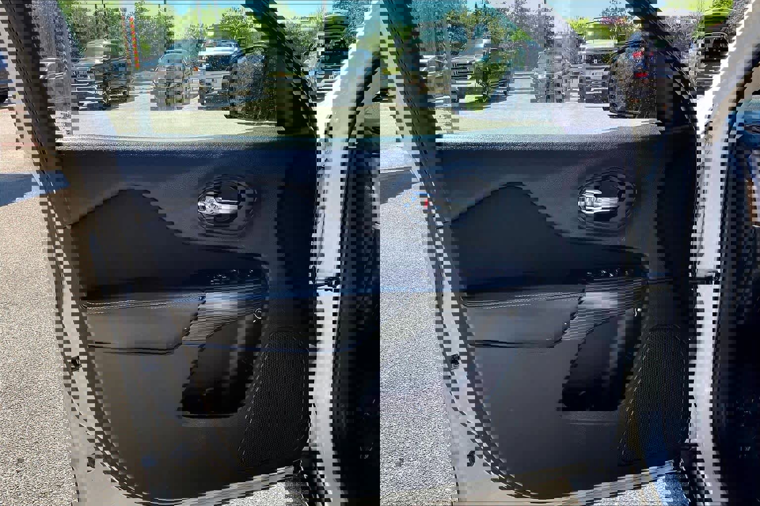 Used 2017 Jeep Cherokee Sport image 21