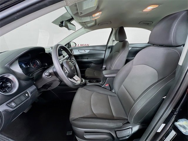 Used 2023 Kia Forte LXS image 10