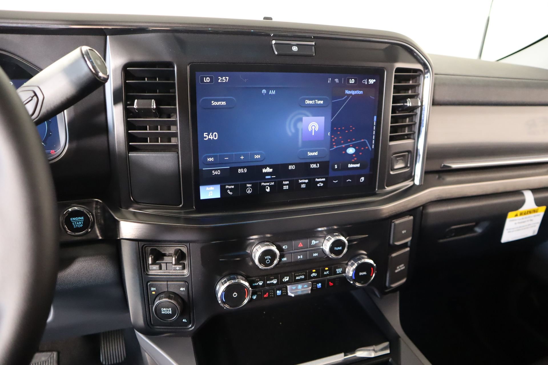 Used 2026 Ford F250 Lariat w/ Chrome Package image 5