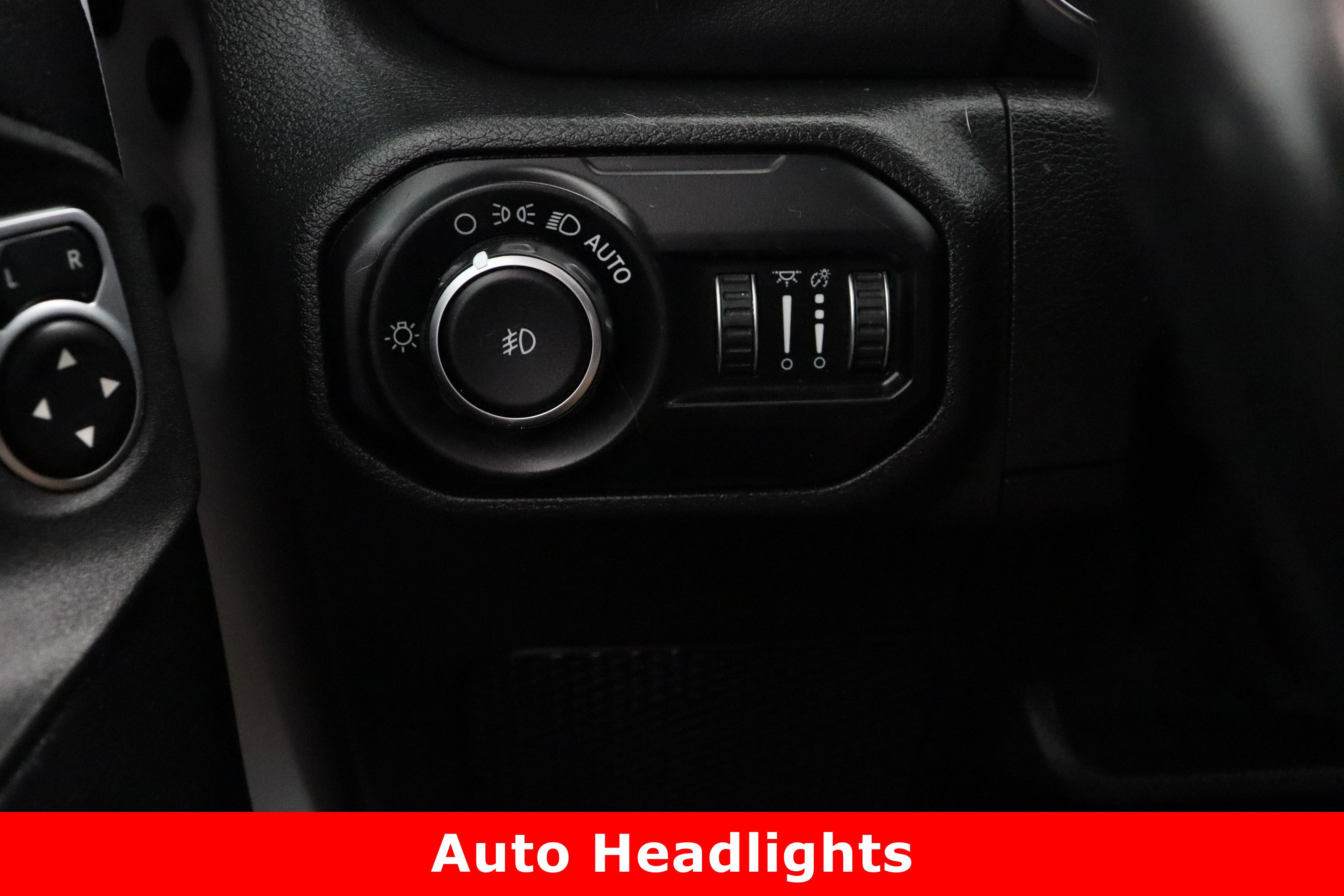 Used 2020 Jeep Wrangler Unlimited Sahara image 26
