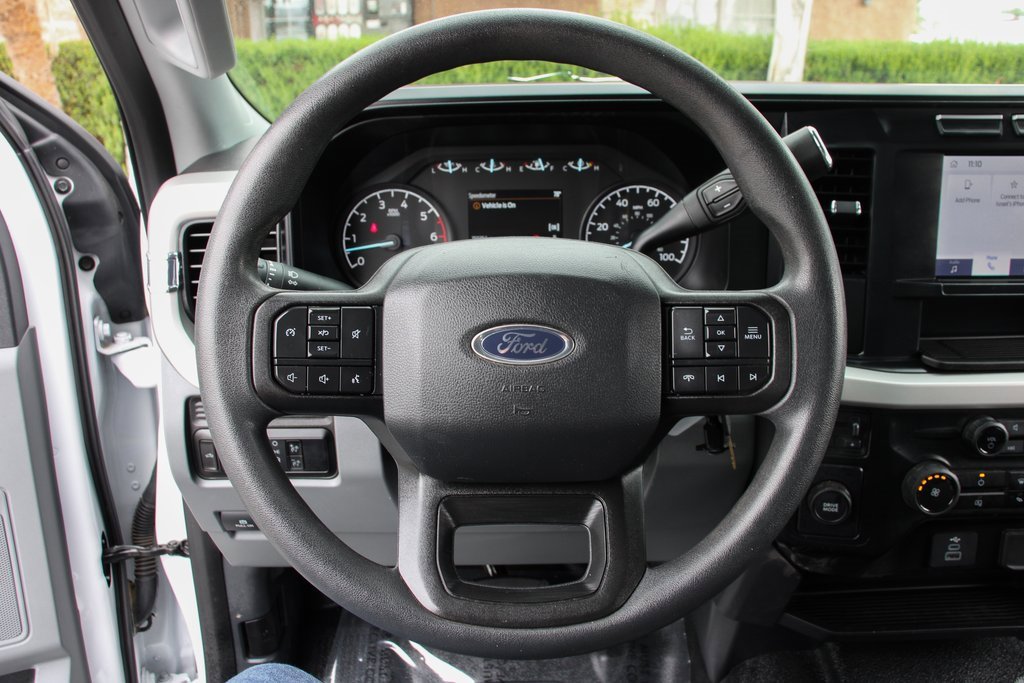 Used 2024 Ford F250 XL w/ XL Chrome Package image 26