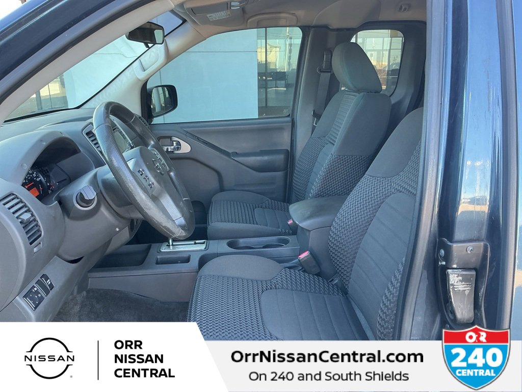 Used 2017 Nissan Frontier SV image 14