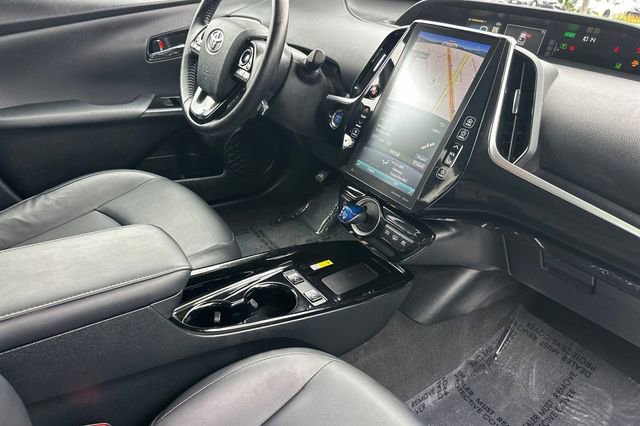 Used 2021 Toyota Prius Prime XLE image 18
