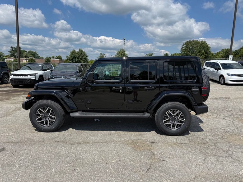 New 2026 Jeep Wrangler Unlimited Sahara AWD/4WD image 9