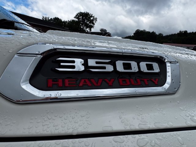 Used 2023 RAM 3500 Laramie AWD/4WD image 46