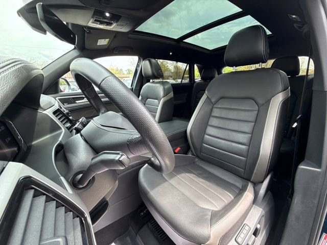 Used 2021 Volkswagen Atlas Cross Sport SEL Premium R-Line image 24