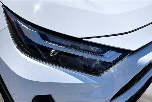 Used 2025 Toyota RAV4 XLE FWD image 26