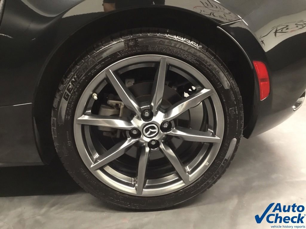 Used 2018 MAZDA MX-5 Miata RF Grand Touring image 29