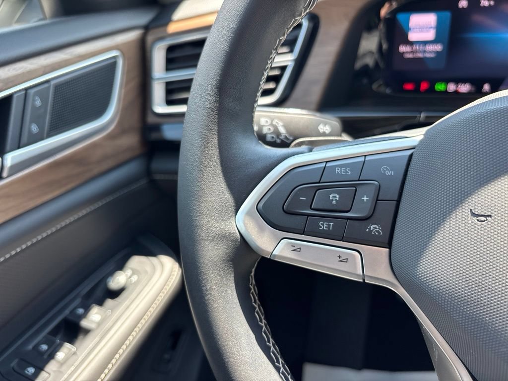 Used 2026 Volkswagen Atlas SE w/ Panoramic Sunroof Package FWD image 19