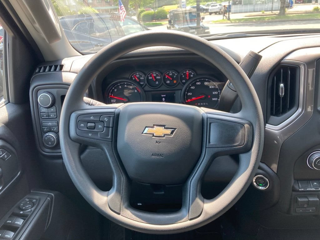 New 2026 Chevrolet Silverado 1500 Custom w/ Turbomax Blackout Package AWD/4WD image 13