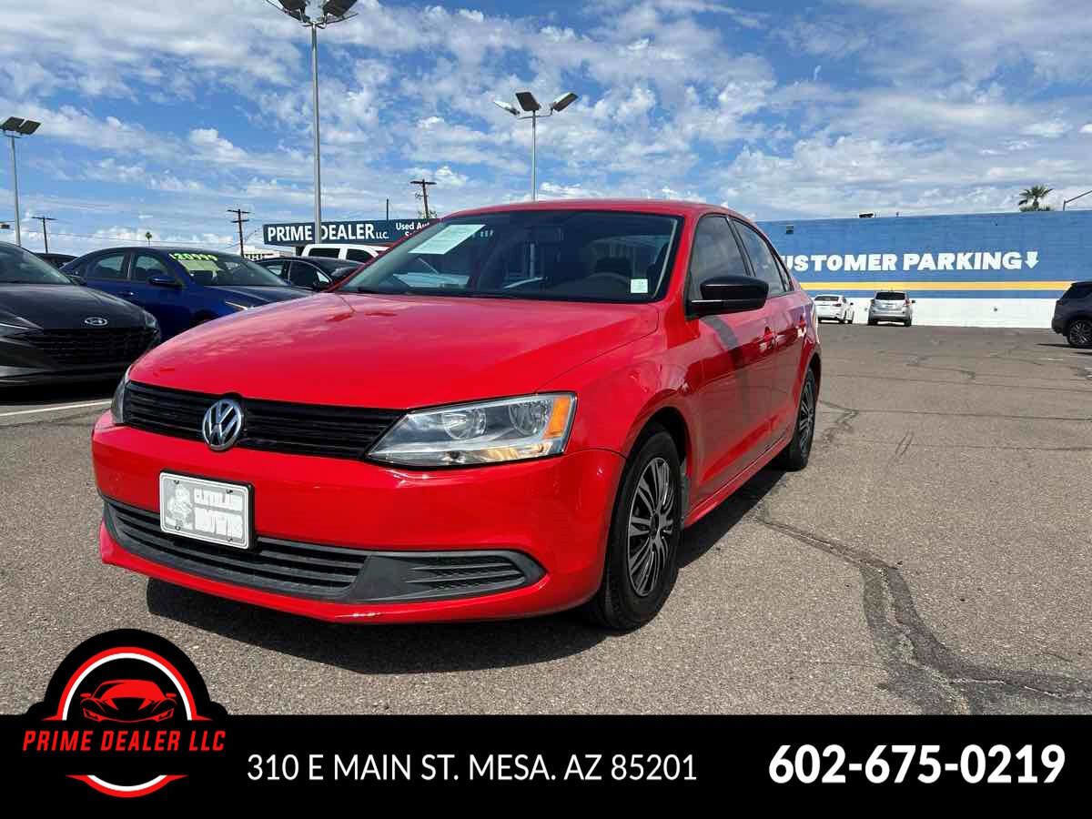 Used 2013 Volkswagen Jetta Base 4dr Sedan 6A