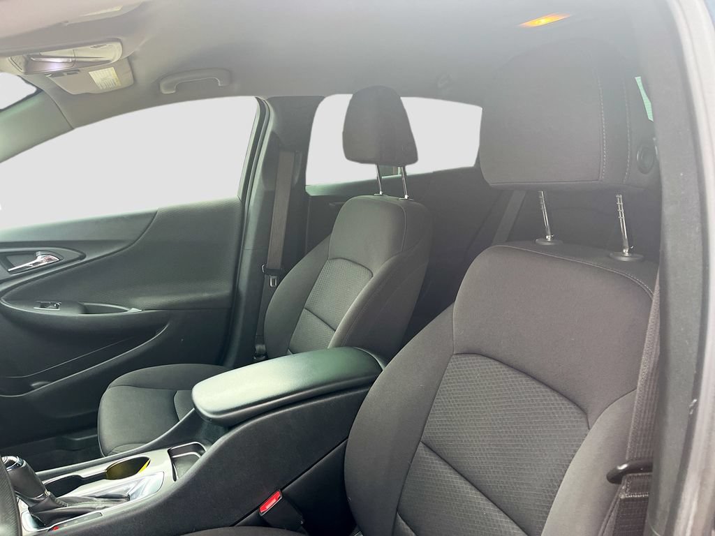 Used 2020 Chevrolet Malibu LS FWD image 19