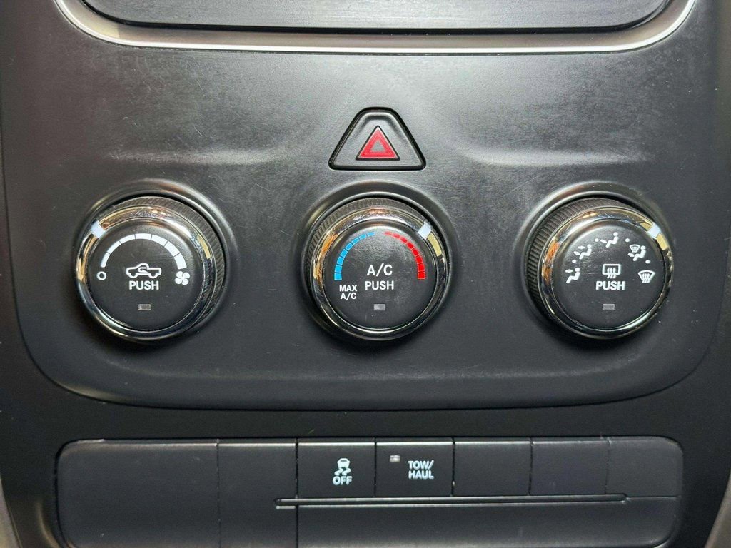 Used 2017 RAM 1500 Classic SLT image 6