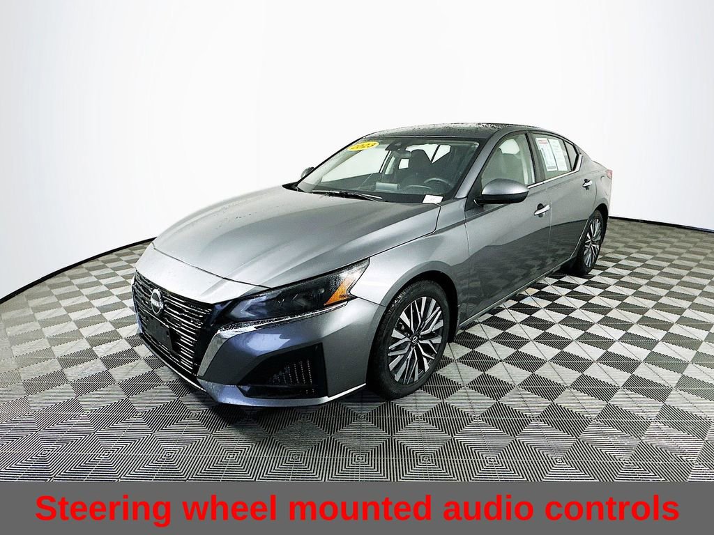 Used 2023 Nissan Altima 2.5 SV image 6