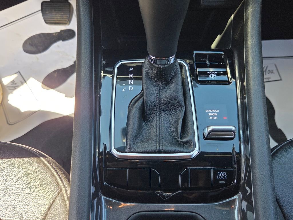 Used 2024 Jeep Compass Latitude image 19