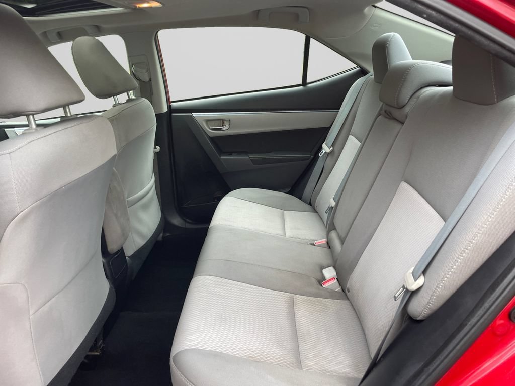 Used 2015 Toyota Corolla LE FWD image 19