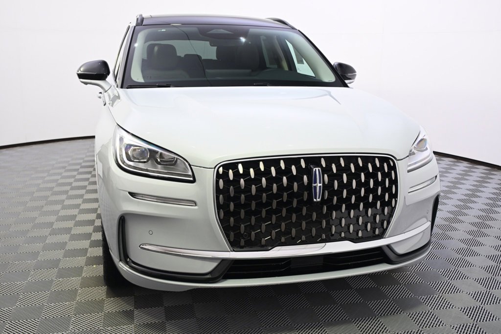 New 2026 Lincoln Corsair Grand Touring image 9