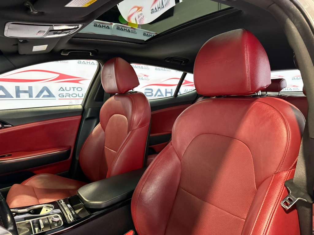 Used 2023 Kia Stinger GT-Line w/ Sun & Sound Package AWD/4WD image 24
