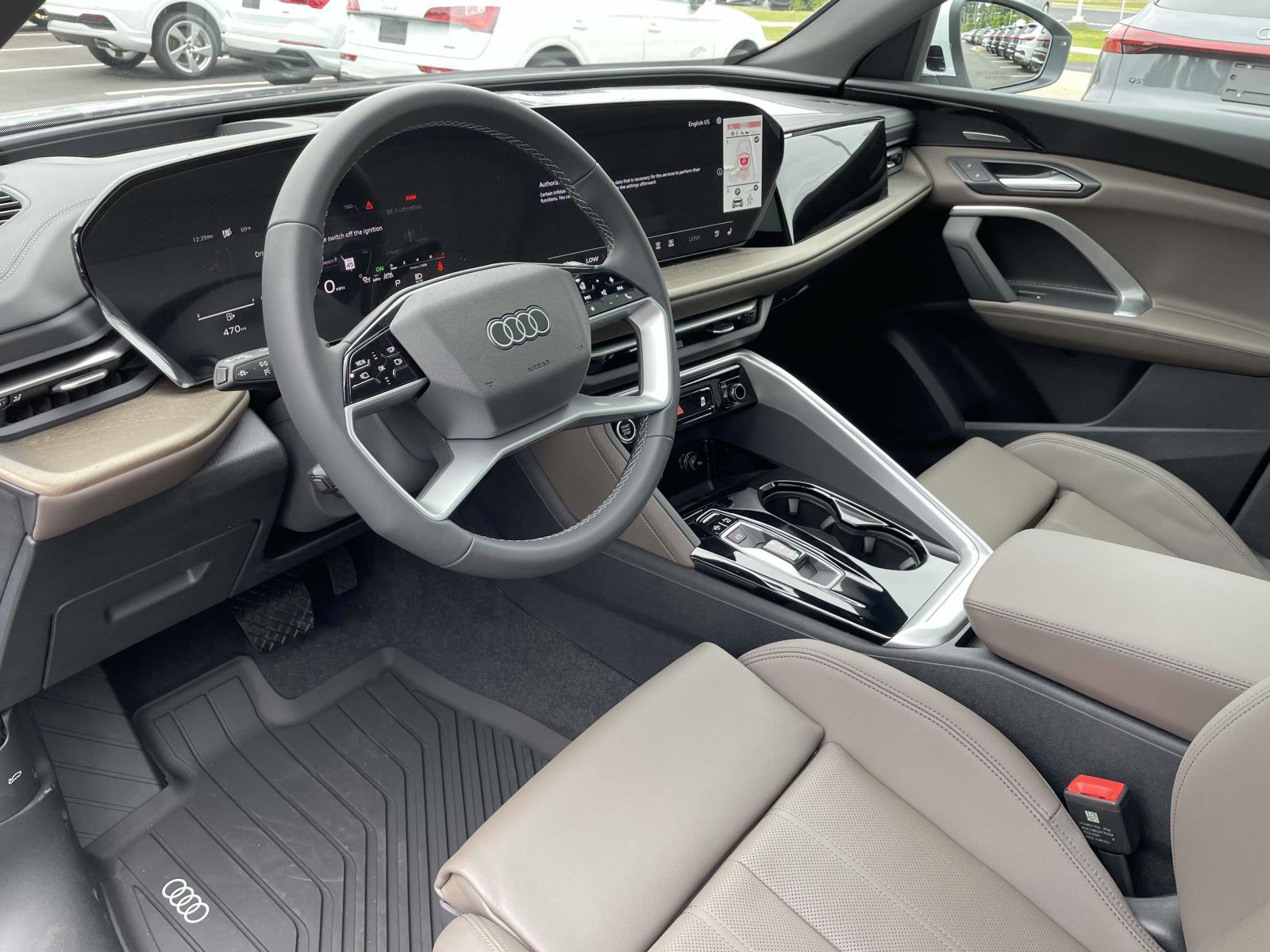 New 2025 Audi Q5 Premium Plus image 18