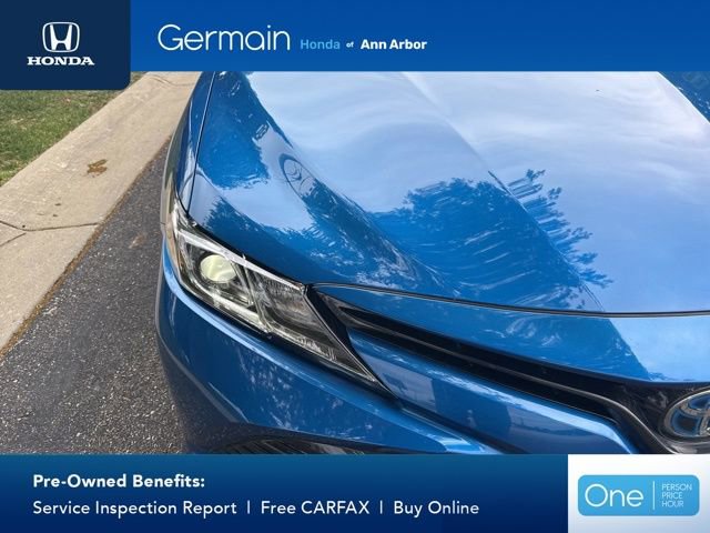 Used 2020 Toyota Camry LE FWD image 3
