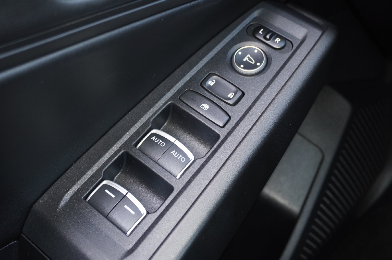 Used 2024 Honda Accord EX image 13