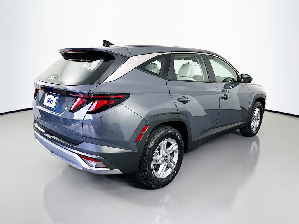 New 2026 Hyundai Tucson SE image 5