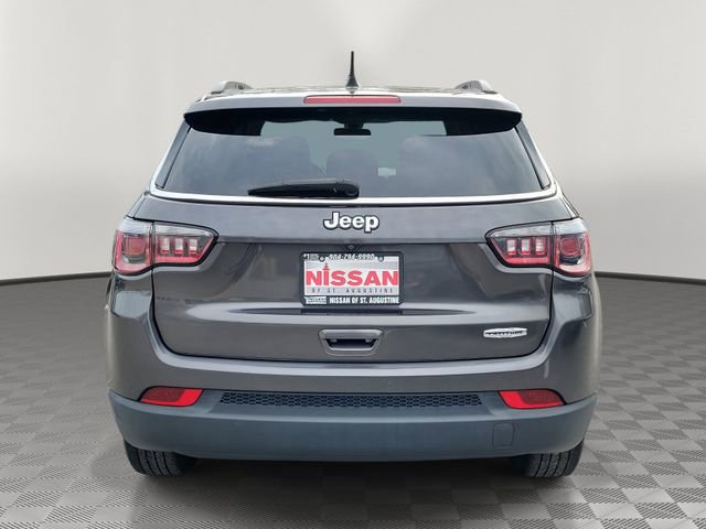 Used 2019 Jeep Compass Latitude image 3