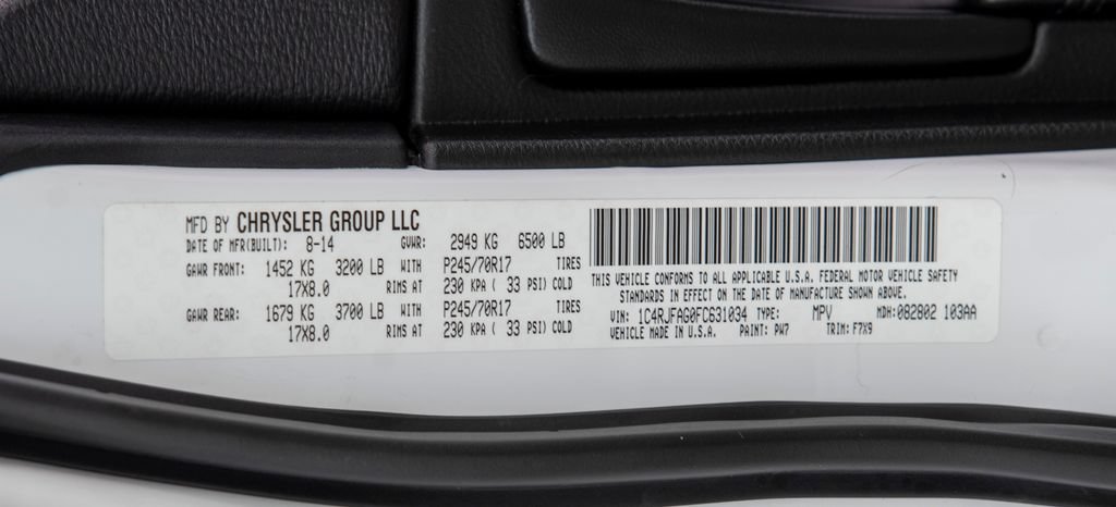 Used 2015 Jeep Grand Cherokee Laredo w/ Quick Order Package 23E AWD/4WD image 12