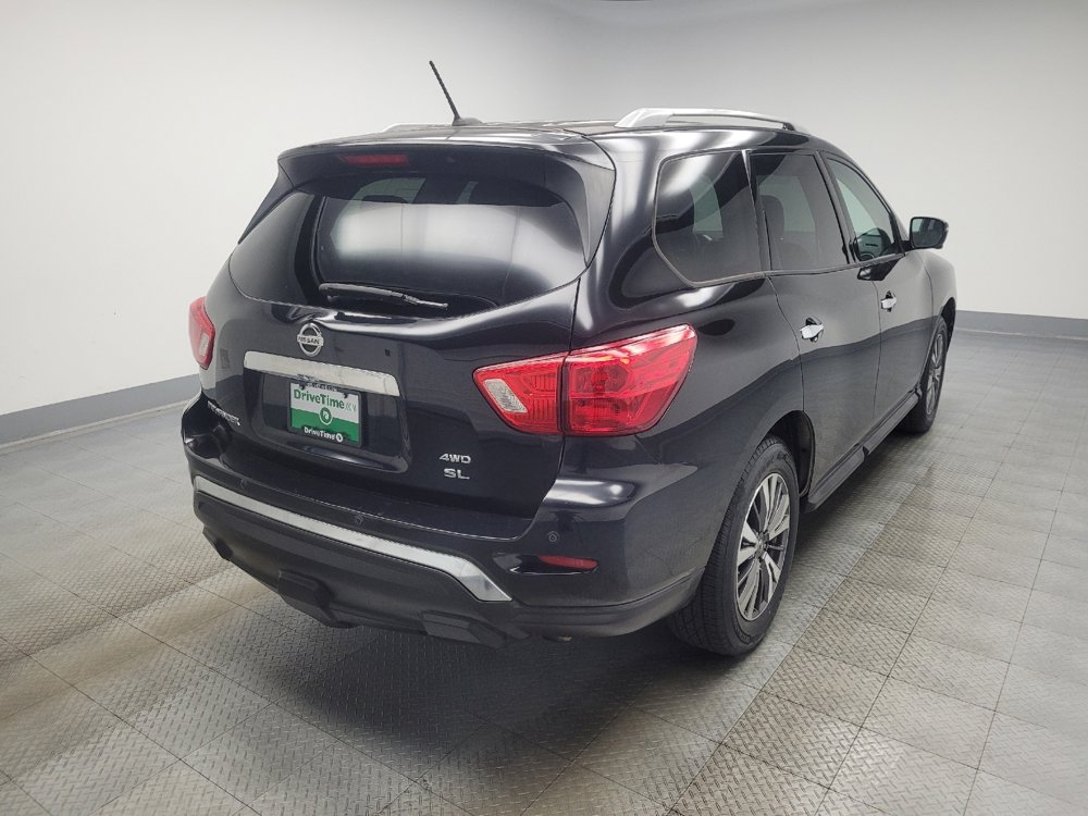 Used 2017 Nissan Pathfinder SL image 9