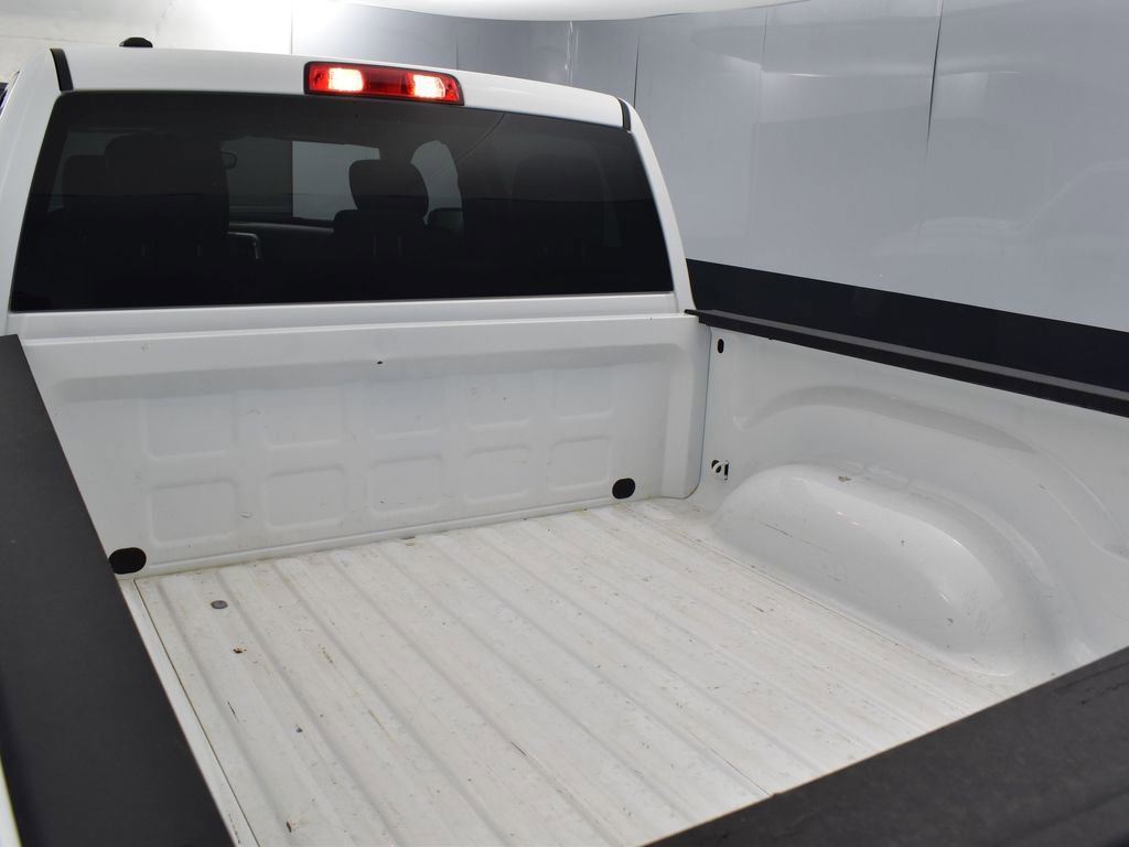 Used 2022 RAM 1500 Classic SLT image 11