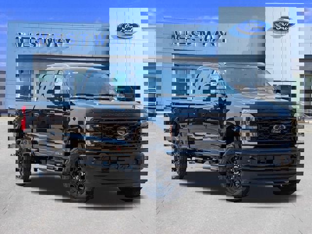 New 2026 Ford F350 Lariat w/ Black Appearance Package image 2