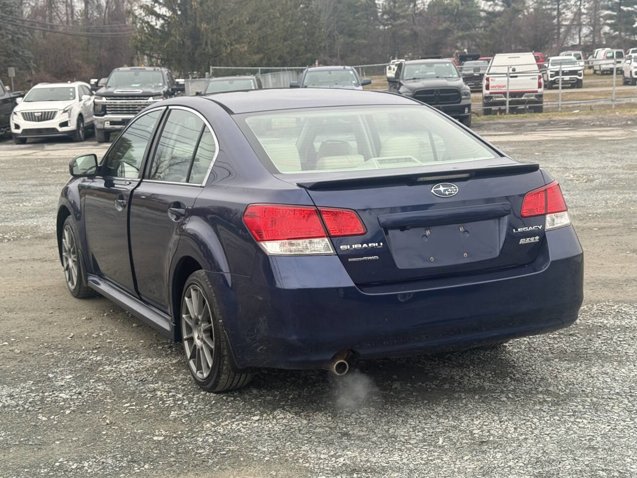 Used 2011 Subaru Legacy 2.5i Premium w/ All-Weather Pkg image 7