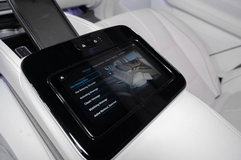 Certified 2023 Mercedes-Benz Maybach GLS 600 4MATIC image 33